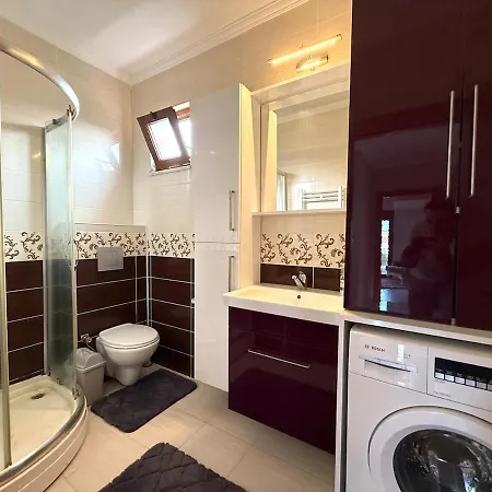 Вілла Family Duplex With Garden 150m To