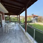 Family Duplex With Garden 150m To Ayvalik