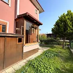Family Duplex With Garden 150m To Villa