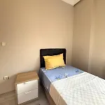 Family Duplex With Garden 150m To *