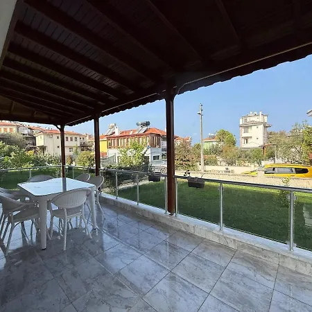Family Duplex With Garden 150m To * Ayvalik