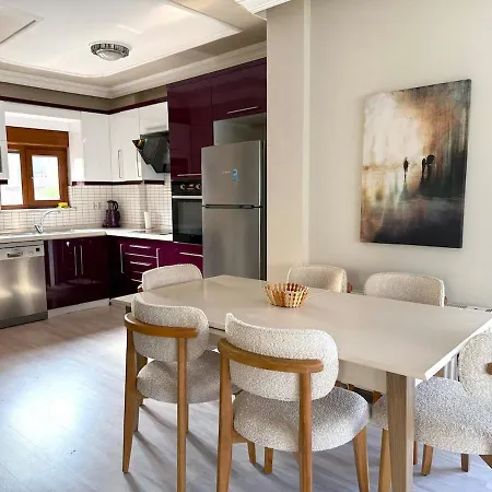 Family Duplex With Garden 150m To Villa Ayvalik