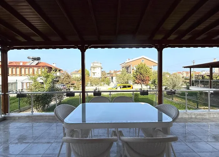 Family Duplex With Garden 150m To Villa Ayvalik