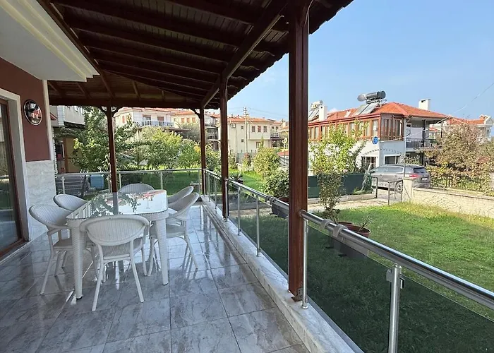 Family Duplex With Garden 150m To Ayvalik