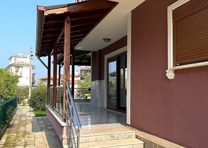 Family Duplex With Garden 150m To Villa Ayvalik